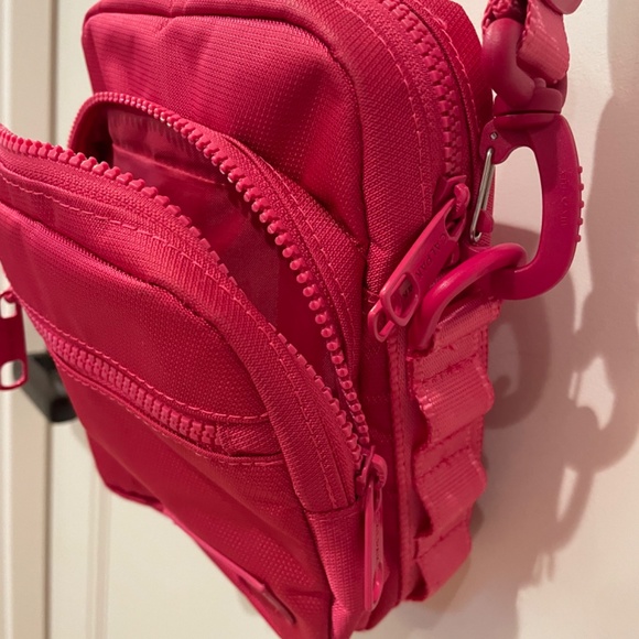 Calpak Stevyn mini cross body bag - Picture 5 of 5